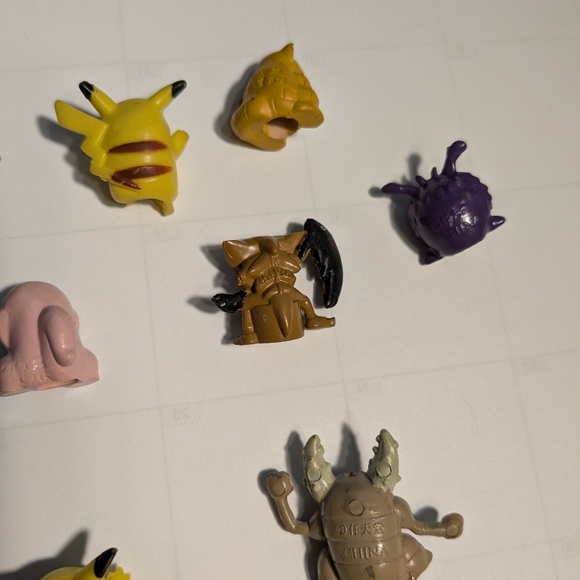 ✨ Rare Vintage Pokemon Pencil Toppers Lot of 9 - Picture 4 of 8